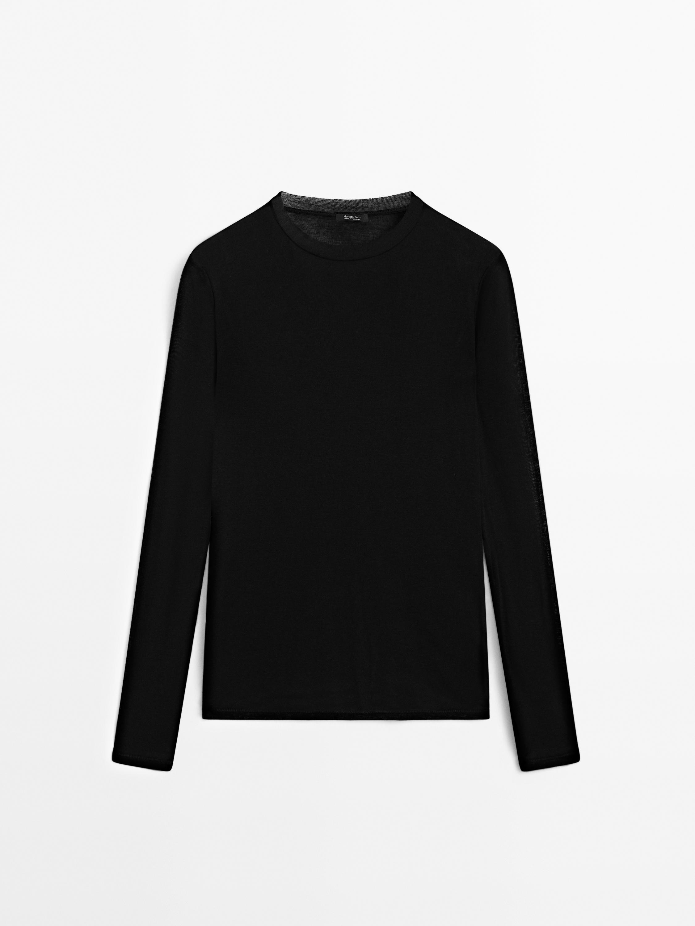 100% cotton semi-sheer T-shirt with collar detail